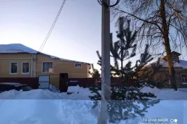 Продаю 1/2 дома с землей